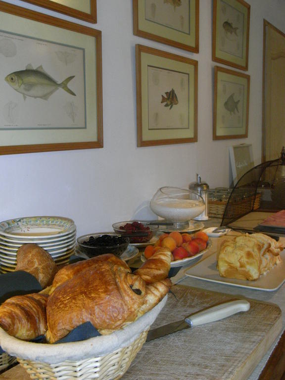 Les Vieux Guays Bed and Breakfast Cerdon  Εξωτερικό φωτογραφία