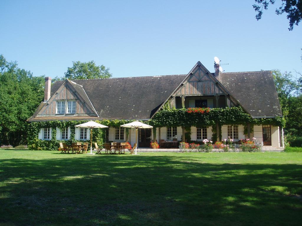 Les Vieux Guays Bed and Breakfast Cerdon  Εξωτερικό φωτογραφία